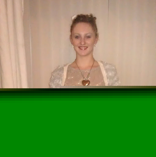 Elizabeth Richmond Photo 33