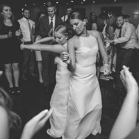 Lindsey Lyons Photo 31