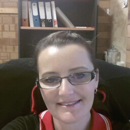 Michelle Martens Photo 35