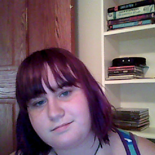 Megan Holden Photo 18