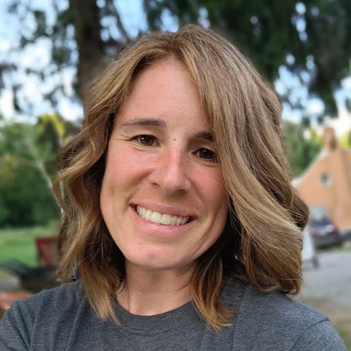 Angela Gross Photo 28