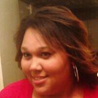 Staci Lewis Photo 20