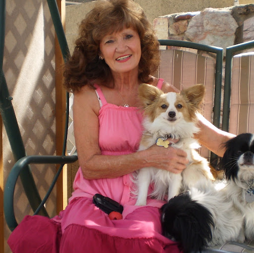 Elaine Scott Photo 26