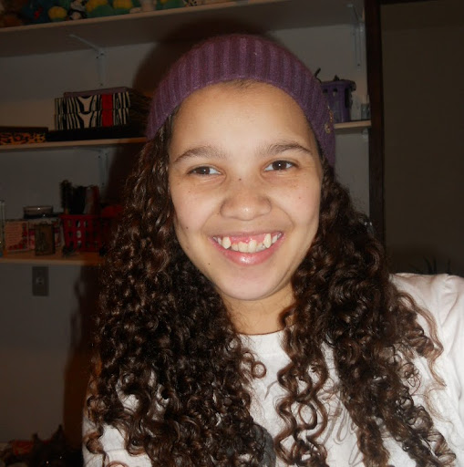 Joyce Lopez Photo 14