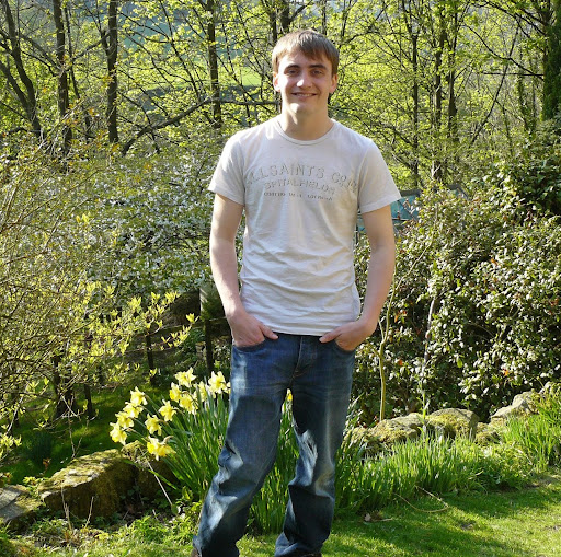 Robert Holmes Photo 42