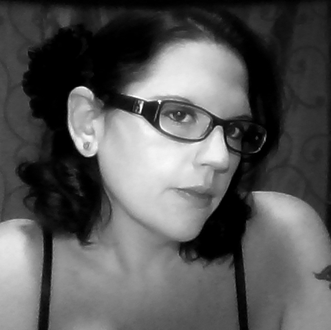 Heather Farmer Photo 17