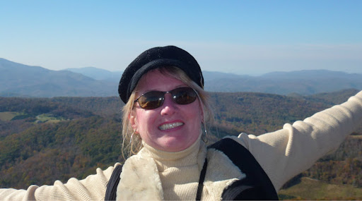 Anna Dugan Photo 7