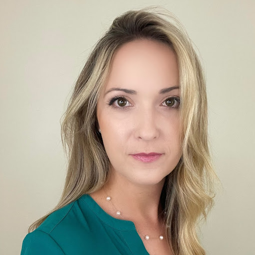 Emily Bass Photo 25