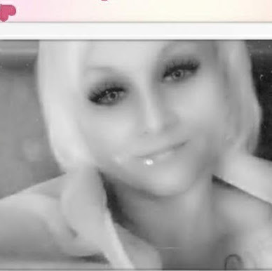 Trisha Holmes Photo 10