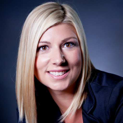 Amber Booth Photo 13