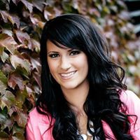 Samantha Stafford Photo 5