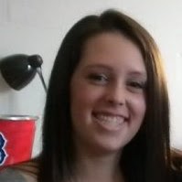 Emily Skelton Photo 26