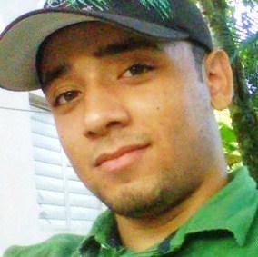 Louis Vasquez Photo 29