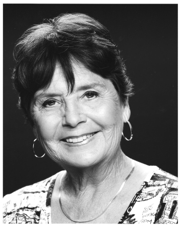 Maureen Lee Photo 11
