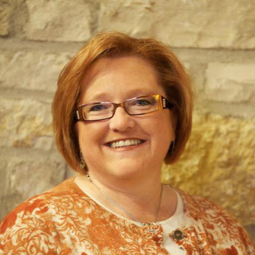Julie Malone Photo 12