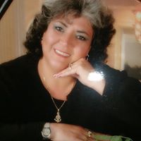 Ana Zayas Photo 21