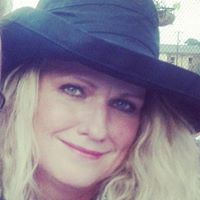 Suzanne Warren Photo 9