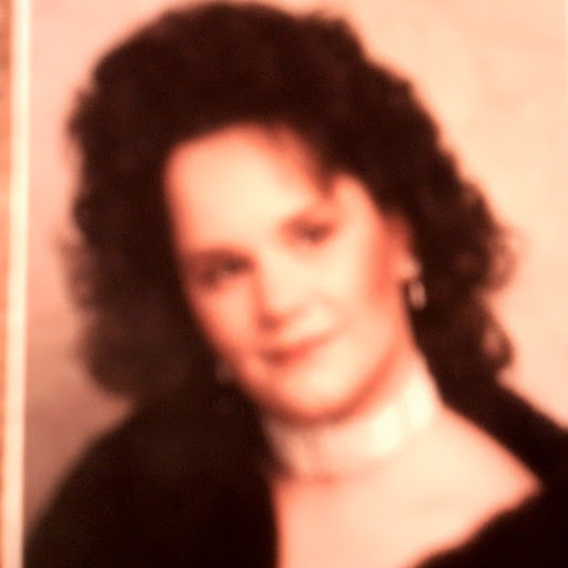 Sara Garrison Photo 14