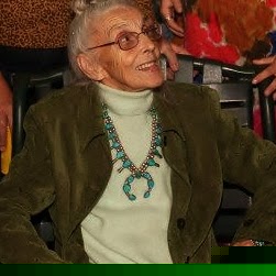 Mary Fairbanks Photo 15
