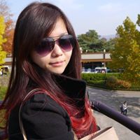 Julie Lau Photo 21