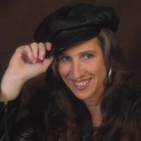 Terri Foote Photo 8