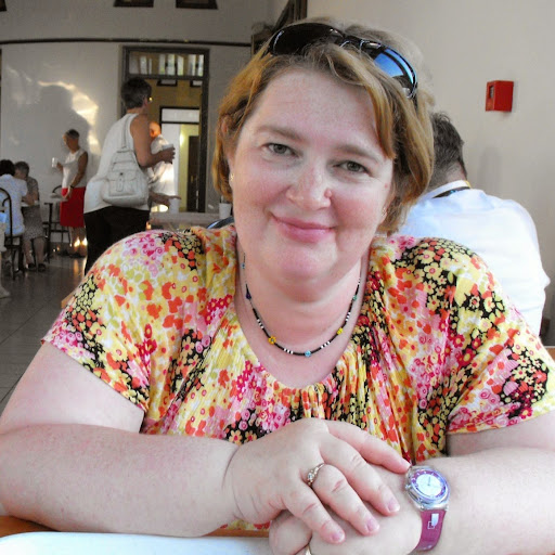 Elizabeth Varga Photo 35