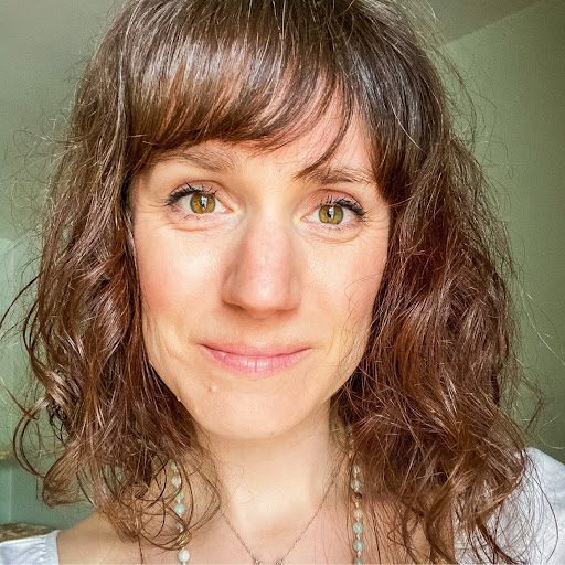 Renee Thomas Photo 33