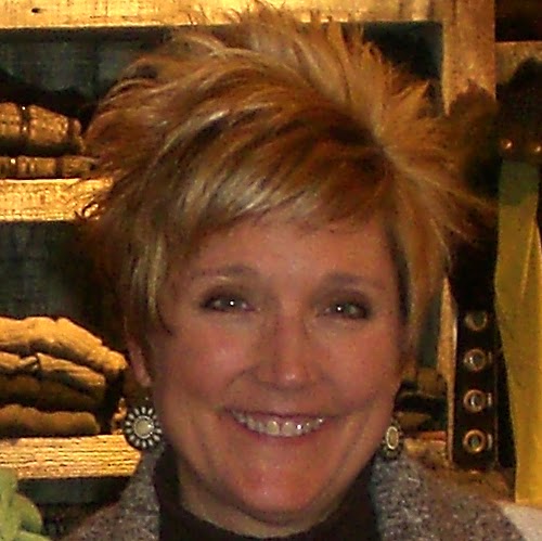 Lisa Elder Photo 19