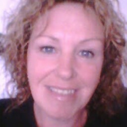 Helen Morris Photo 29