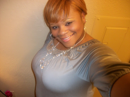 Renata Walker Photo 12