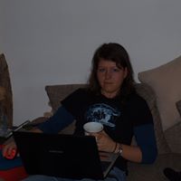 Julia Lindner Photo 2