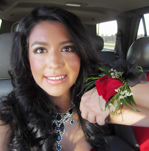 Raquel Simmons Photo 22