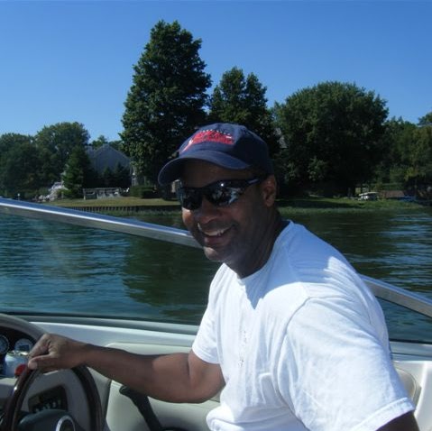 Reggie Henderson Photo 20