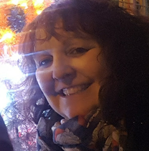 Tracey Shaw Photo 27
