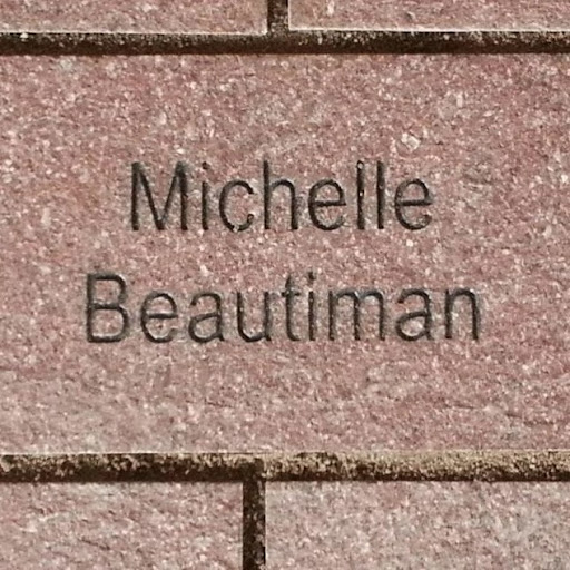 Michelle Robb Photo 8