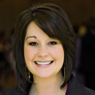 Maria Sims Photo 38