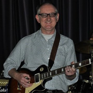 Les Howard Photo 10