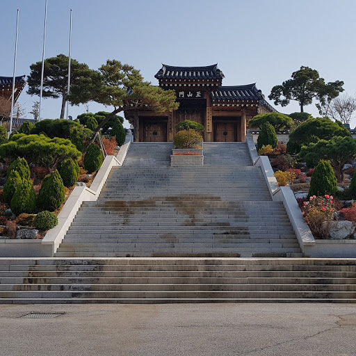 Nguyen Phan Photo 41