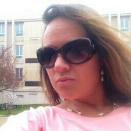 Michelle Davidson Photo 19