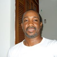 Neil Forbes Photo 11