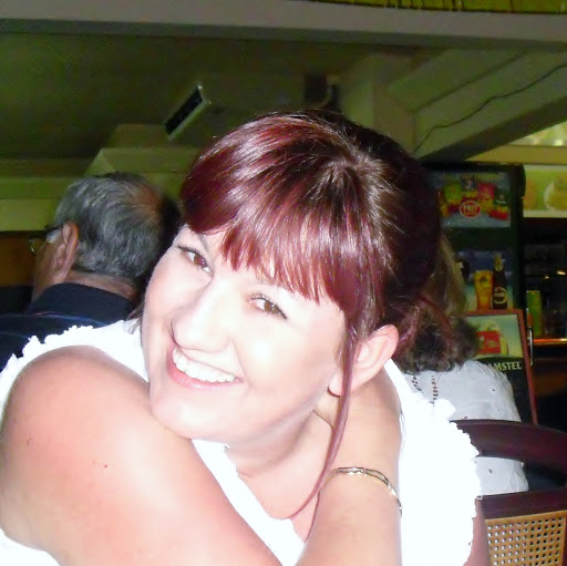 Amanda Morgan Photo 8