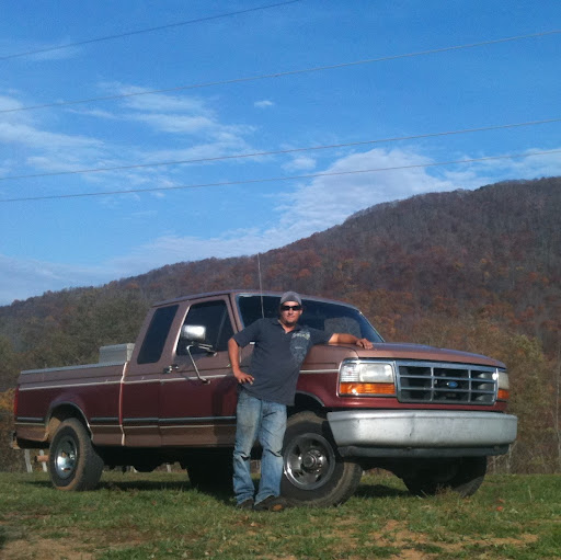 Adam Richards Photo 8