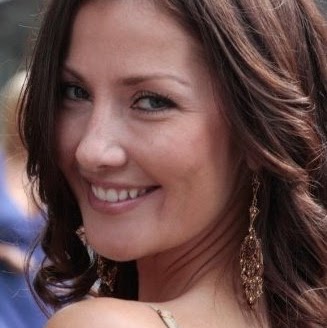 Jennifer Maloney Photo 23