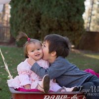 Rachel Levesque Photo 35