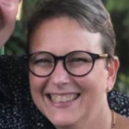Sandra Peters Photo 27