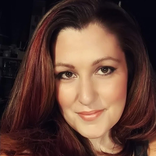 Jennifer Myers Photo 38