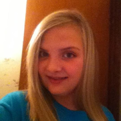 Allison Dye Photo 23