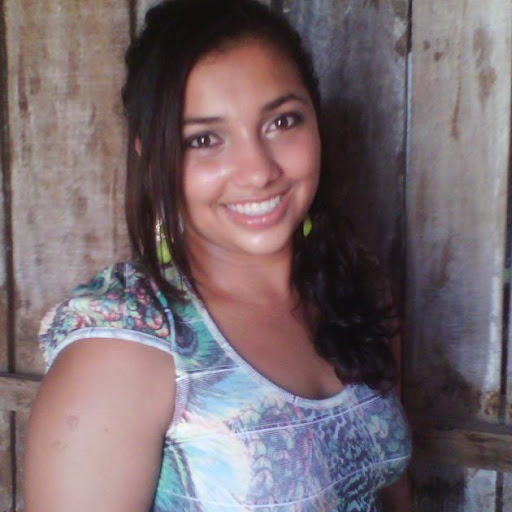 Melissa Rodrigues Photo 14
