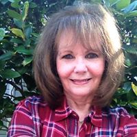 Suzanne Scott Photo 43