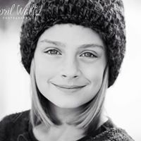Caroline Glenn Photo 38
